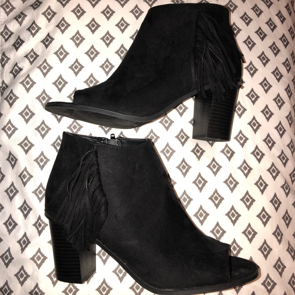 Open toe booties Size 7 1/2